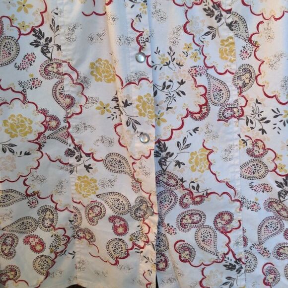 Caslon Western Women's Rodeo Shirt w/Pearl Buttons - Picture 11 of 12